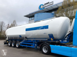 Spitzer tanker semi-trailer SK 2760 CAL, Alufelgen
