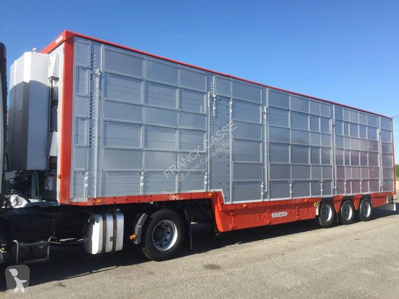 Semitrailer Pezzaioli 3 étages - 2 compartiments