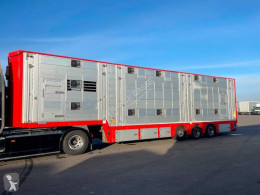 Pezzaioli 3 étages - 3 compartiments semi-trailer used livestock trailer