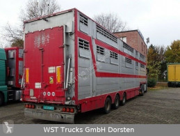Pezzaioli SBA 31U 3Stock Vollausstattung GPS Top Zustand semi-trailer used livestock trailer