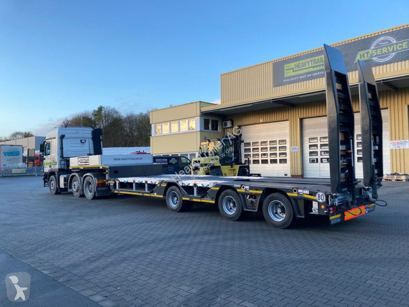 Semitrailer Goldhofer...