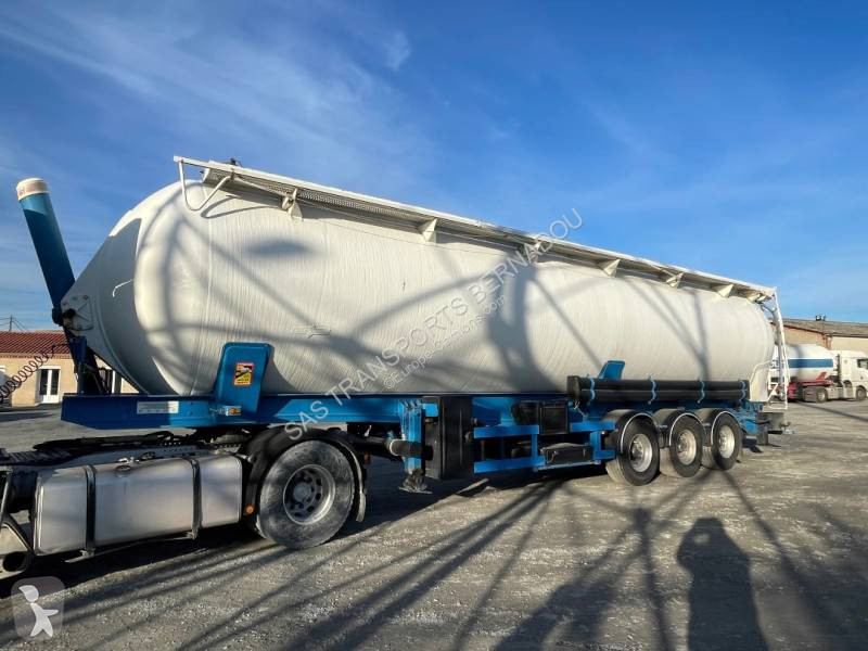 Semitrailer Spitzer