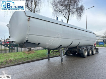 Semitrailer tank