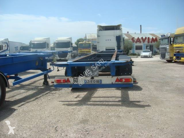 Semi remorque Fruehauf PORTE CONTAINER 40 PIEDS...