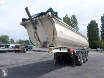 Semitrailer flak Benalu