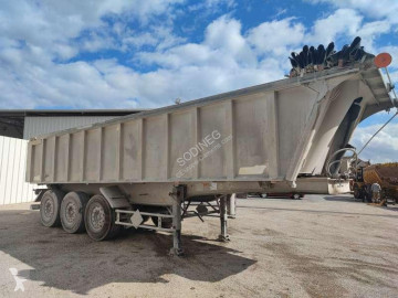 Semitrailer flak Benalu