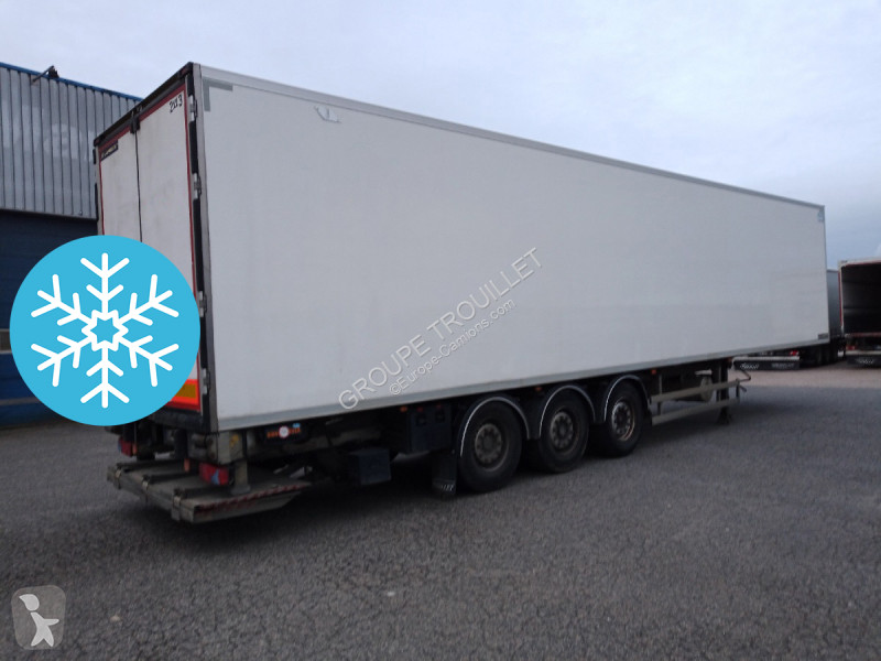 Semitrailer Trouillet FRIGO 38 TONNES HAYON...