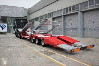 Semitrailer maskinbärare Kässbohrer ny