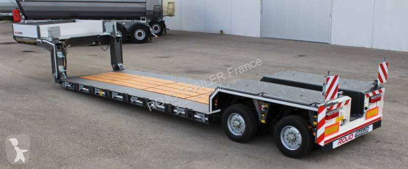 Semitrailer Rojo Trailer PORTE-ENGINS...