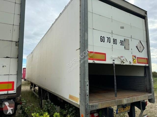 Semirimorchio Fruehauf GL-763-NH accidentée