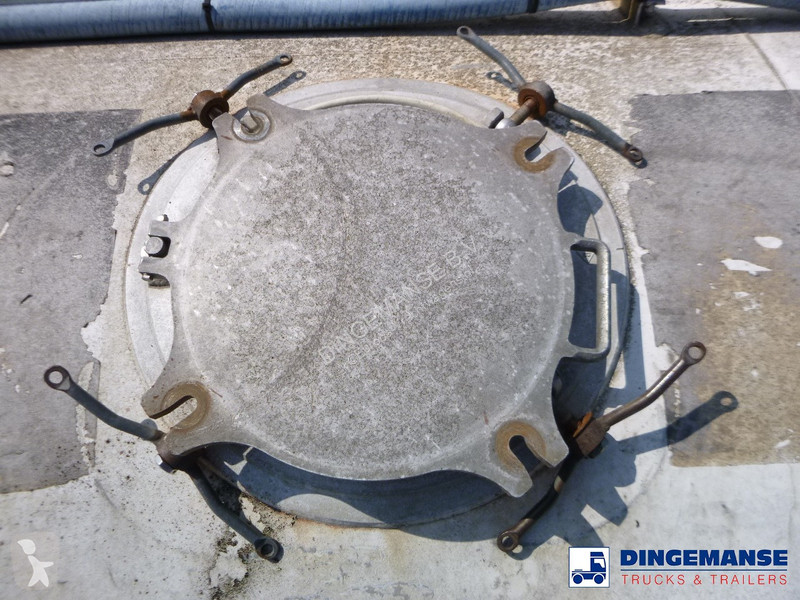 Semiremorca Feldbinder Powder tank alu 63 m3 /...