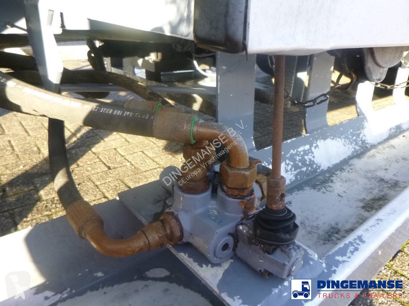 Semiremorca LAG Fuel tank alu 44.4 m3 / 6 comp...