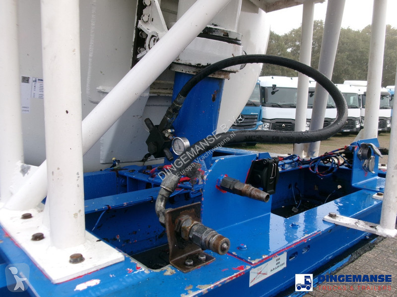 Semiremorca Feldbinder Powder tank alu 41 m3...
