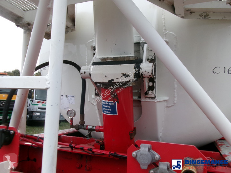 Semiremorca Feldbinder Powder tank alu 41 m3...