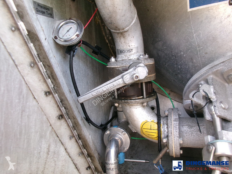 Semi reboque Feldbinder Powder tank alu 41 m3...
