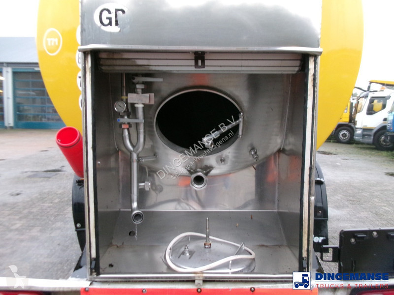 Semiremorca Clayton Food (beer) tank inox 30 m3...