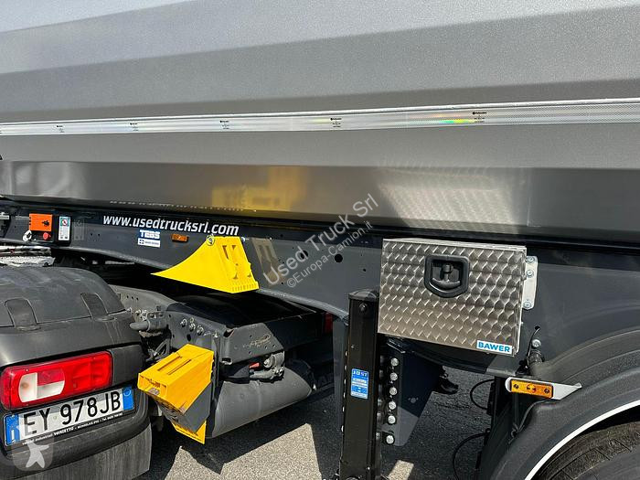 Semitrailer Menci RIBALTABILE POSTERIORE SA 700R