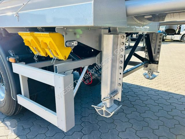 Semirimorchio Kässbohrer Tankauflieger  K.STN L 30
