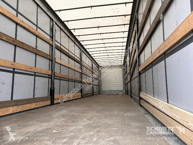 Sættevogn Schmitz Cargobull Curtainsider Standard