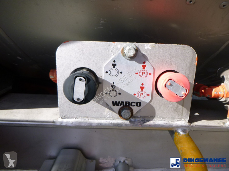 Semiremorca Magyar Chemical tank inox 32.5m3 /...