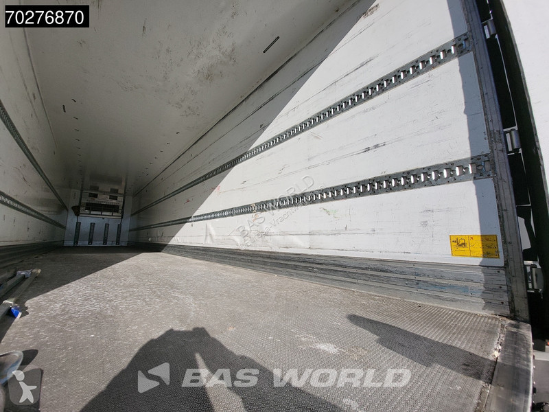 Semitrailer Kässbohrer Carrier Vector 1550...