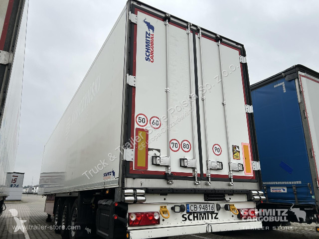 نصف مقطورة Schmitz Cargobull Tiefkühlkoffer...