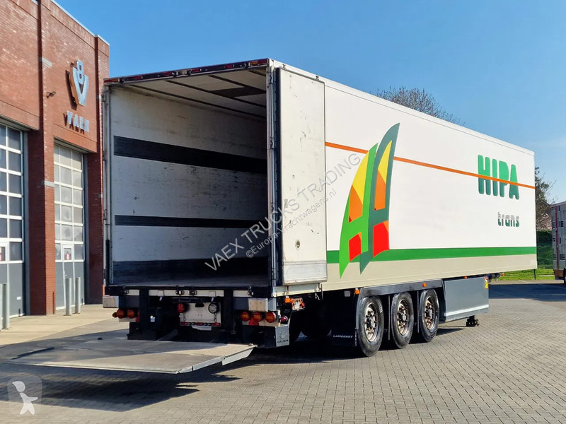 Semirimorchio Lamberet Frigo Carrier Vector...