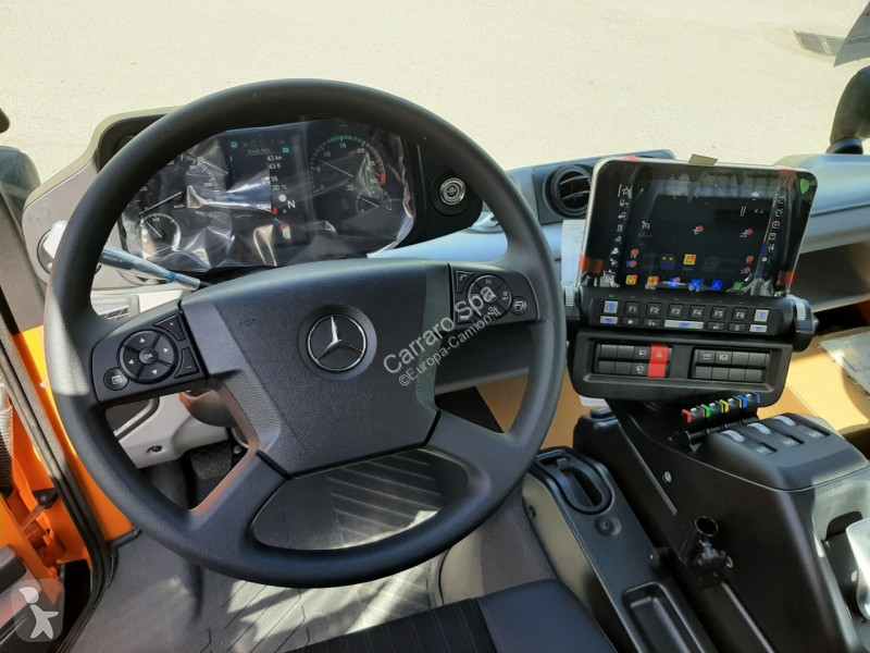 Semitrailer Mercedes UNIMOG