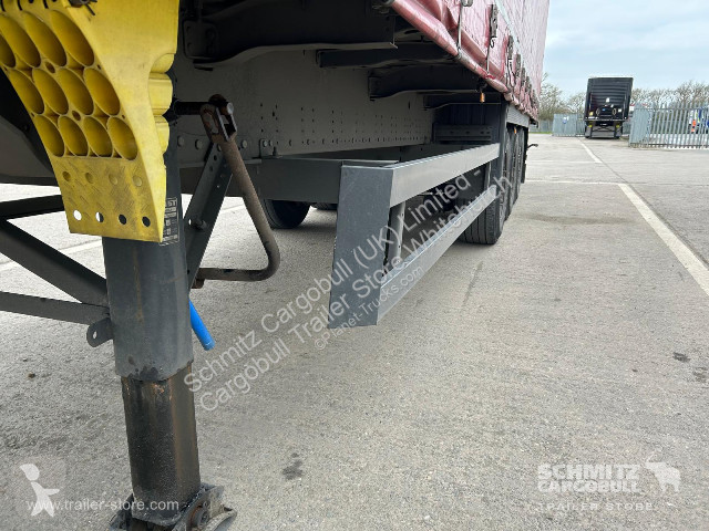 Semitrailer Schmitz Cargobull Curtainsider...