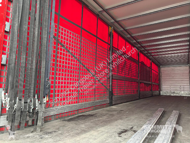 Semitrailer Schmitz Cargobull Curtainsider...