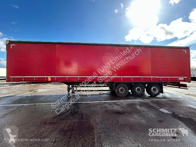 نصف مقطورة Schmitz Cargobull Curtainsider...