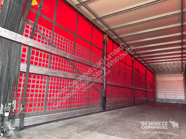 Semitrailer Schmitz Cargobull Curtainsider...