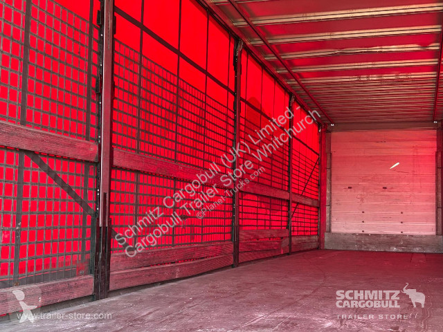 Semitrailer Schmitz Cargobull Curtainsider...