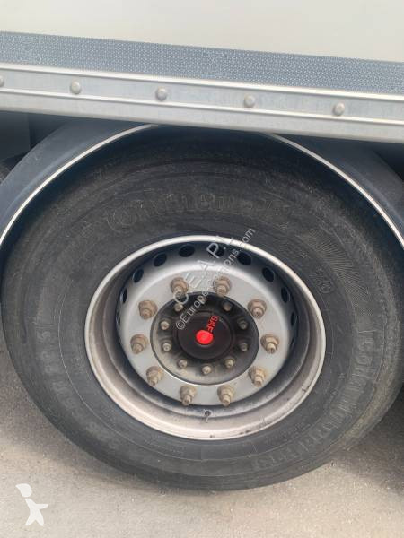 Semirimorchio Fruehauf Express Liner accidentée