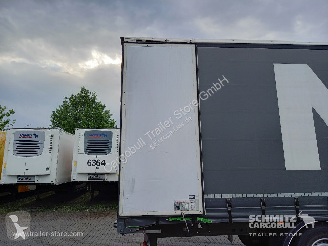 Semitrailer Fliegl Curtainsider Coil Getränke
