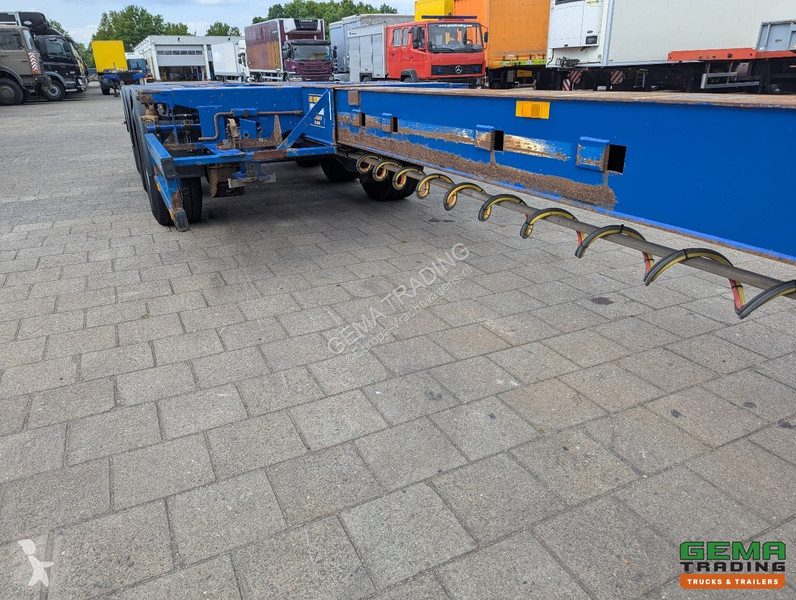 Semiremorca Broshuis MFCC 3-Axle SAF - Lift...