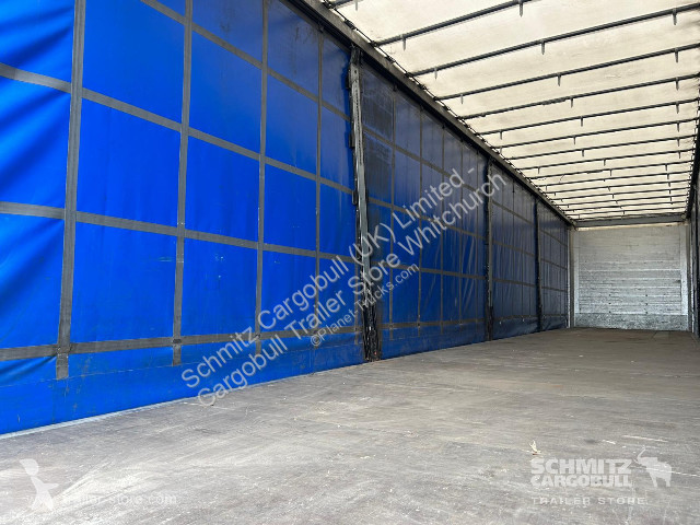 نصف مقطورة Schmitz Cargobull Curtainsider...