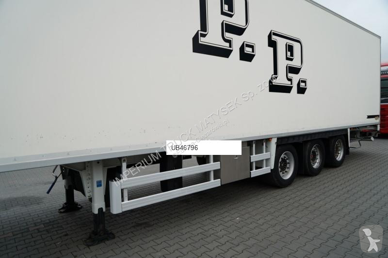Semiremorca Chereau