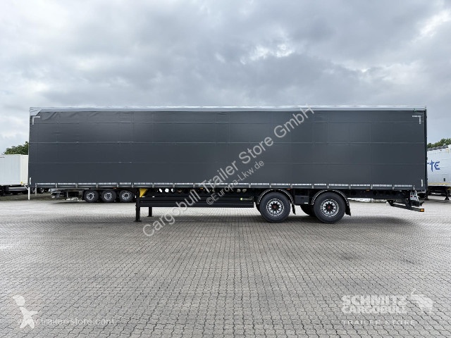 Oplegger Berger Curtainsider Standard Getränke