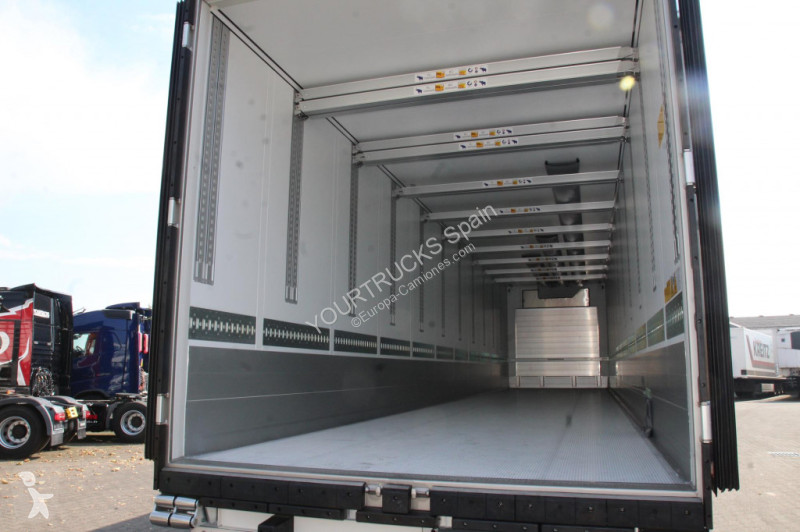 Semitrailer Schmitz Cargobull   Thermo King...