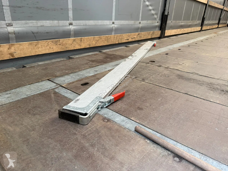 Oplegger Schmitz Cargobull 3 AXLE + COIL - DISC...