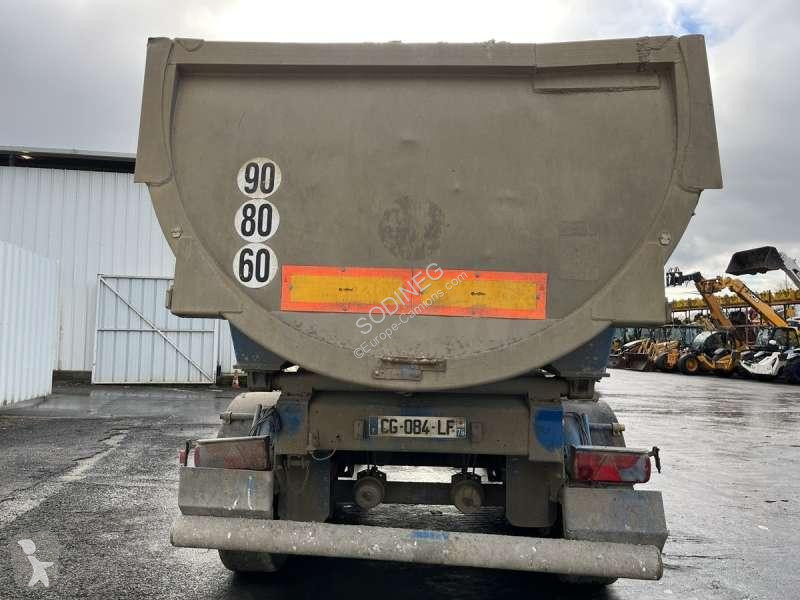 Semitrailer Benalu  3 ESSIEUX