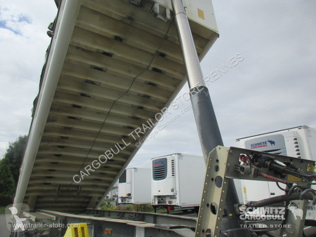 Semitrailer Schmitz Cargobull Semitrailer...