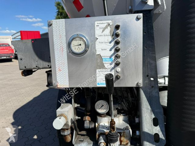 Semitrailer D-TEC Gülletankauflieger 30m³...