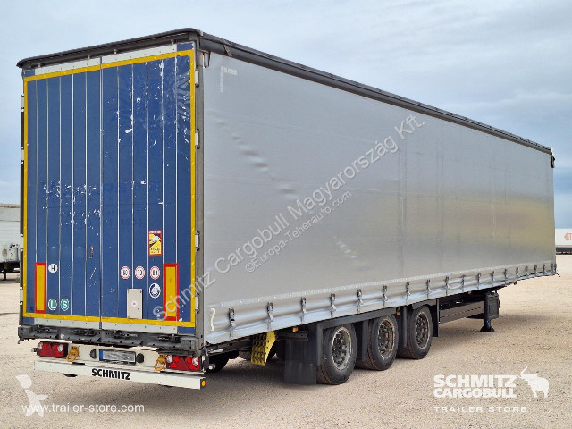 Semi reboque Schmitz Cargobull Curtainsider Mega
