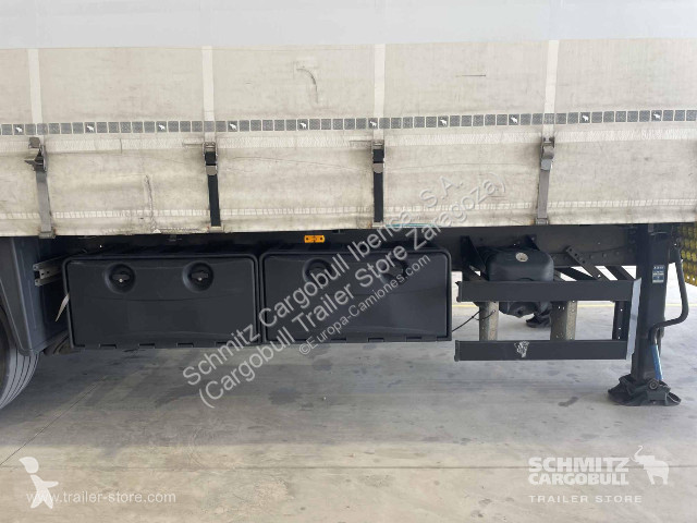 Návěs Schmitz Cargobull Curtainsider Standard