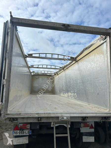 Semitrailer Stas