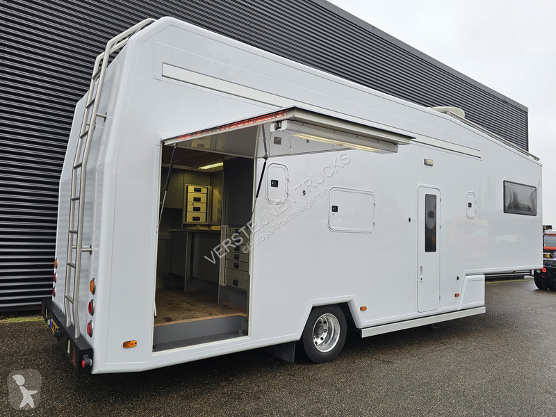 Полуприцеп  CAMPER TRAILER / MOBIL HOME