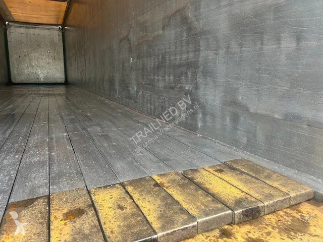 نصف مقطورة  K200 - 93m3 SAF 10mm