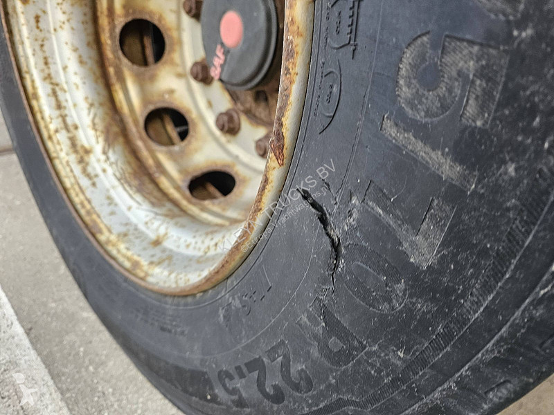 نصف مقطورة Kel-Berg S3582 2 AXLE TAILLIFT